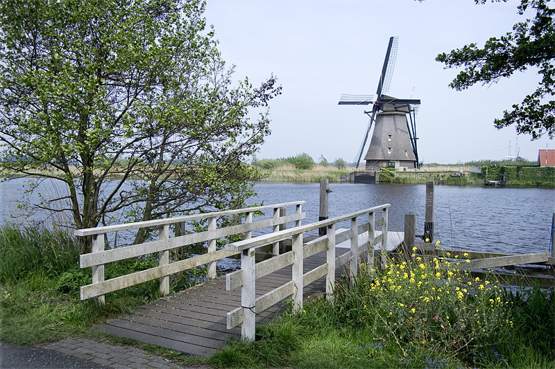 Holland 04-2014 ---20140425_0114 als Smart-Objekt-1 Kopie.jpg - Weiterfahrt nach Kinderdijk